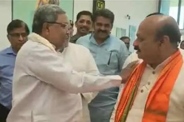 sitharamaiya basavaraj bommai meets karnataka bellavi airport 