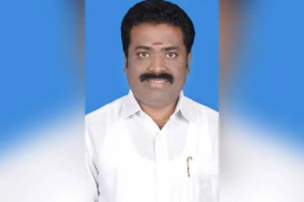 7 years jail sentence for AMMK personality