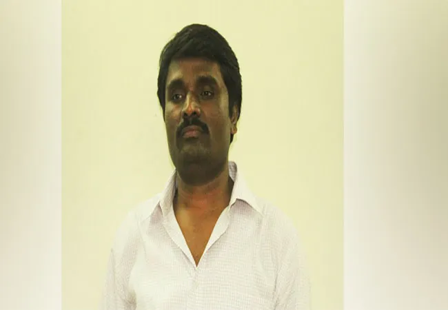 cinema financier and producer anbu chezhiyan home income tax raid  
