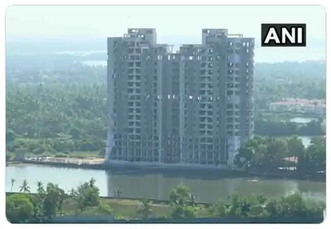 kerala state Cochin illegal building delhi supreme court order 