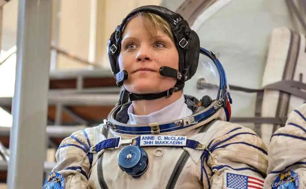 nasa investigates the first crime in space