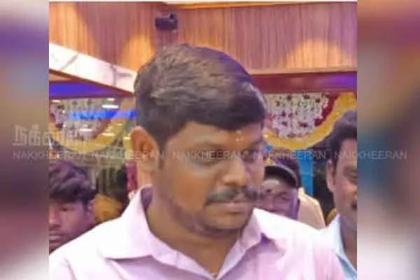 Where is the Rs 100 crore? The jewelry shop owner who travels his wife's friend!