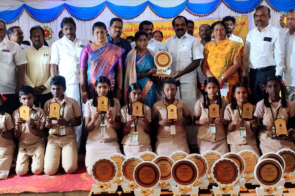45 students passed in one union In the National Aptitude Test in aranthangi
