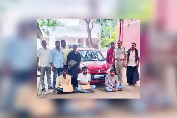 trichy issue three persons arrested by people 
