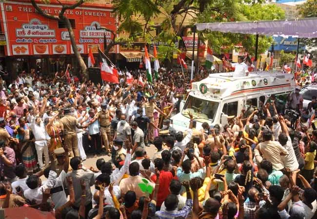 admk leader and cm of tamilnadu election campaign 