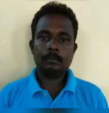 The auto driver attacked for took the  video of girl student