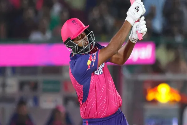 rr vs dc ipl score update parag played magnificent innings