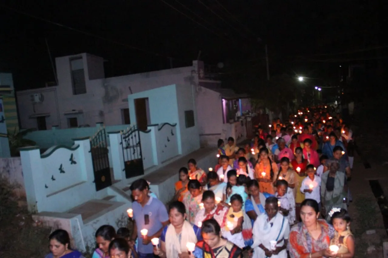  Army villagers tribute to soldiers