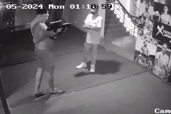 incident happened at employee for Argument at liquor store