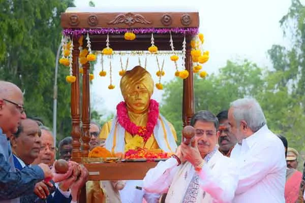 Bharatiyar Birthday Party Palakku Procession at the Governor's House