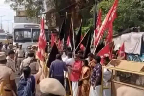 Governor visit Those involved in the with the black flag