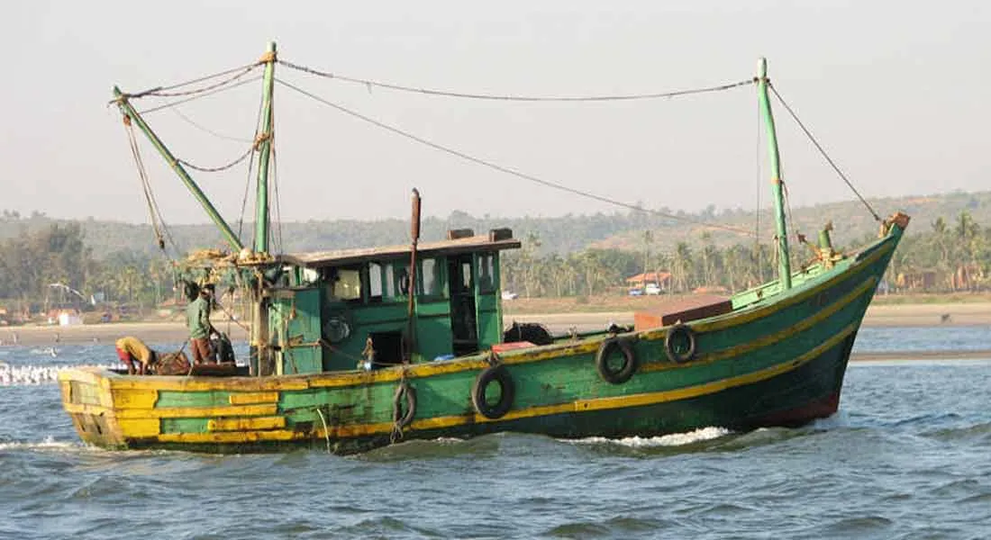  4 fishermen arrested in Sri Lankan navy