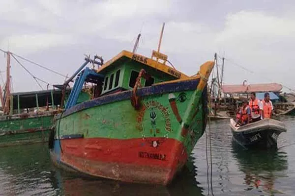 arrest incident Federation of fishermen association urgent meeting