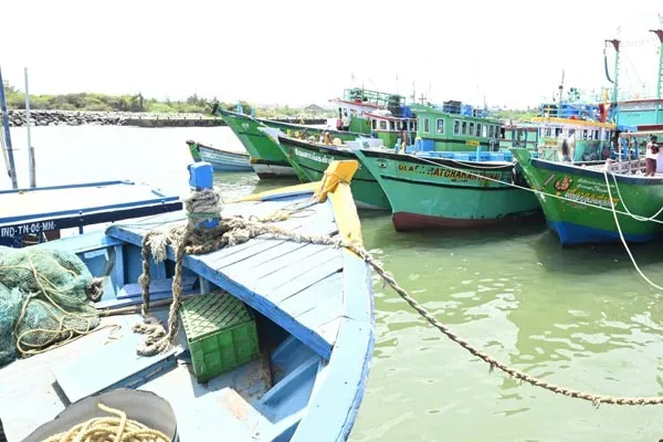 14 pamban fishermen arrested by sri lankan navy