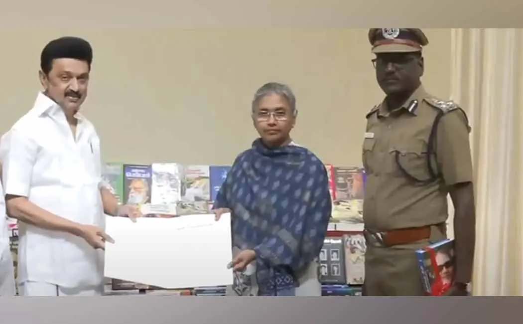 cm mk Stalin who donated the books 