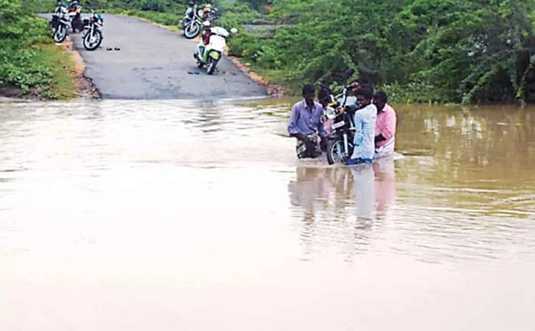 Floods that submerged the ground bridge 