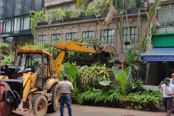 kangana office