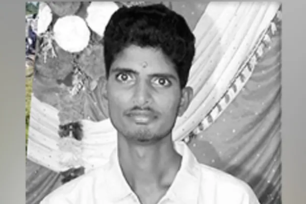 Friends who burnt the youth to incident in thanjavur