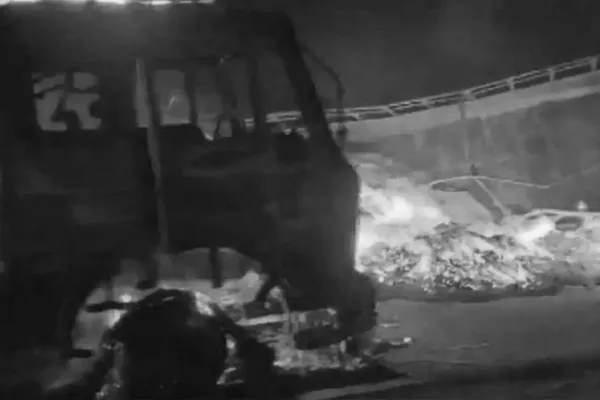 A bus collided with a lorry and caught fire in madhyapradesh