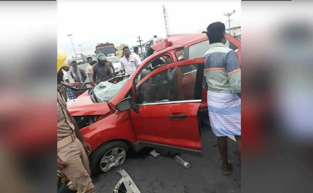  car-truck collision near Veppur two passes away 