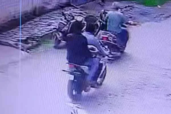 puducherry cashier issue police investigation started