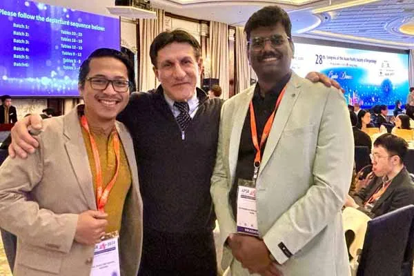 Cuddalore doctor Kalaikovan participation World Lung Conference in Hong Kong 