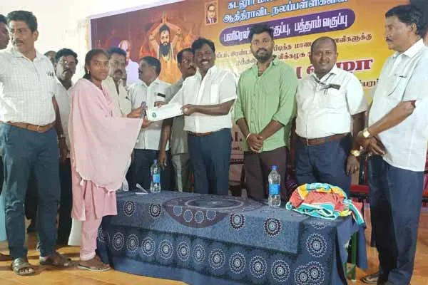 Congratulations to the students who topped the 10th and 12th grade exams