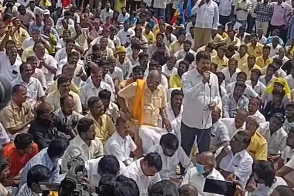 pmk struggle against VCK