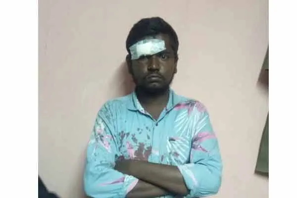 Cellphone theft three people arrested 