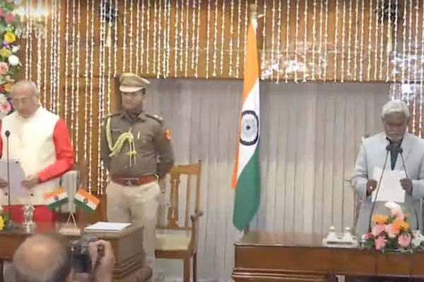 Sambhai Soren sworn in as Jharkhand Chief Minister