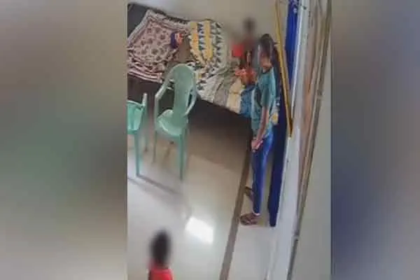 chhattisgarh child home woman viral video