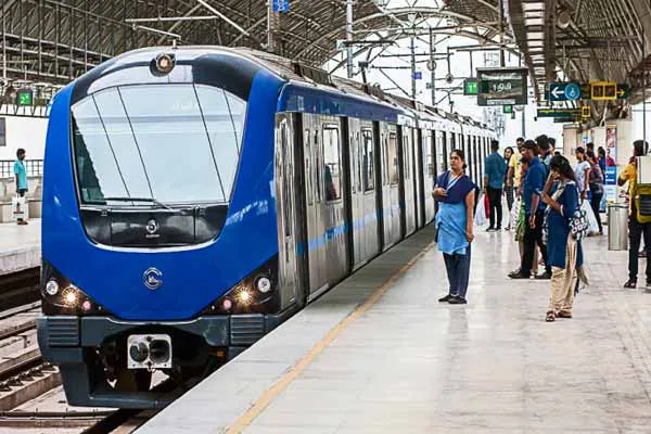 Metro train service extension for Diwali holiday 