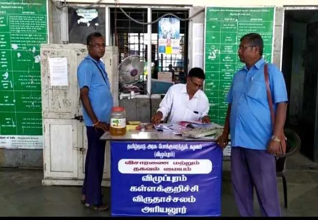 chennai koyambedu officers sanitize transport drivers, conductors 