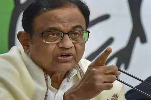 chidambaram tweets about two thousand rupees demonetization issue