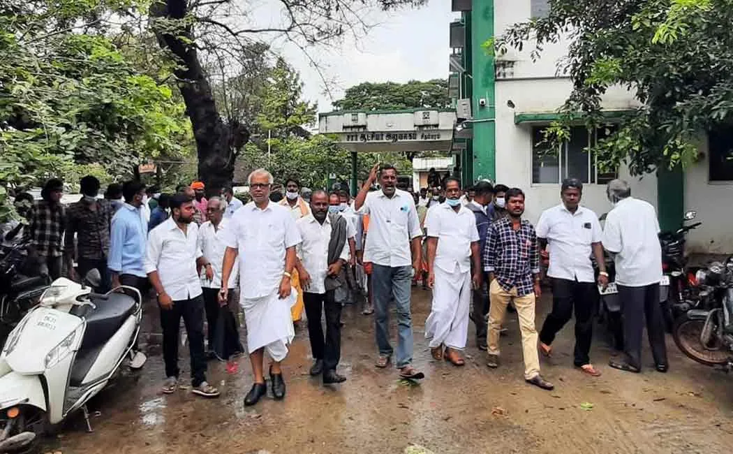 Farmers' Union engaged in struggle at Chidambaram office