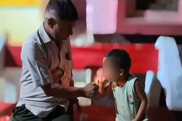 Doctor makes 5-year-old boy smoke after coming for treatment