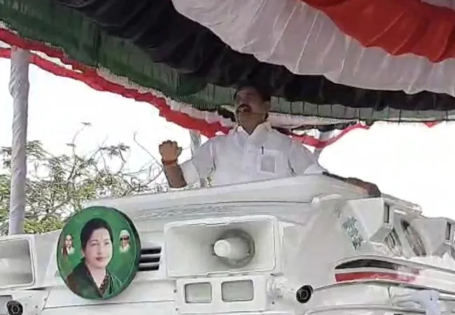nagai district admk leader and cm of tamilnadu edappadi palaniswami election campaign 