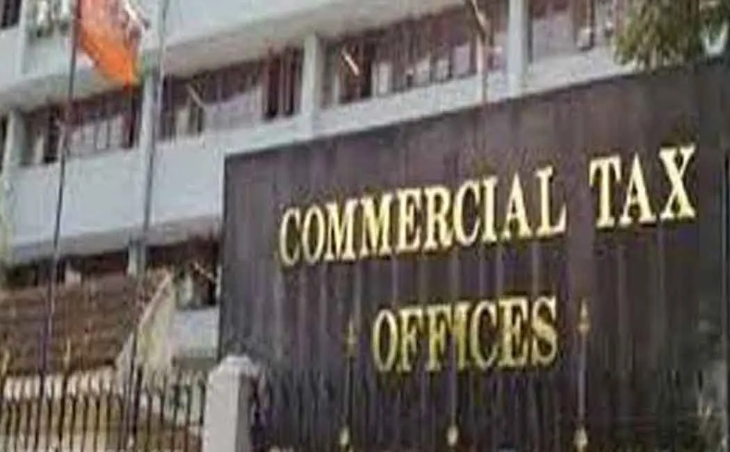 Business tax officers who are engaged in a series of inspections on the orders of the Minister