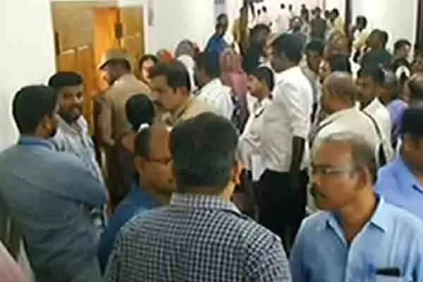 Collector punished officers who came late in madurai