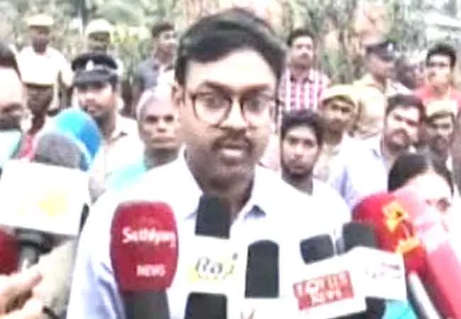 tiruppur district high way incident collector visit on the spot 