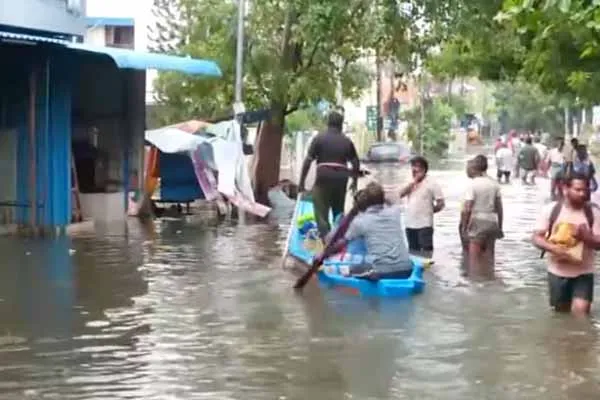 Mikjam storm damage; Tamil Nadu IAS officers decided to provide relief funds