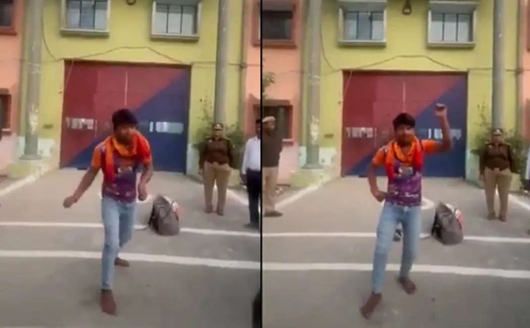  The person who dance the prison door at uttar pradesh