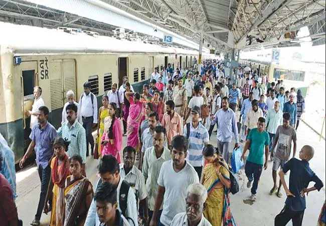 Railways collect Rs 4.75 crore fine in Salem