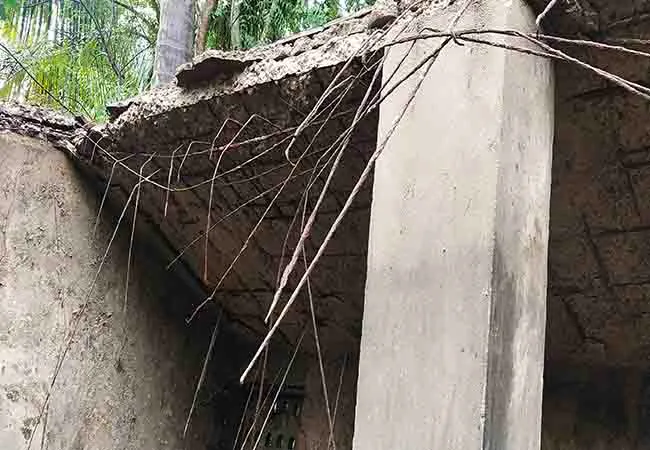 kumpakonam district continually heavy rain homes demolished  