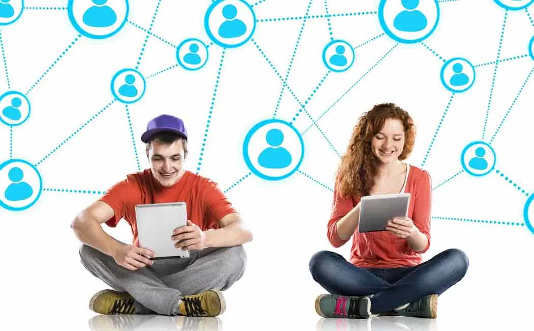 does social media provides accurate images for articles