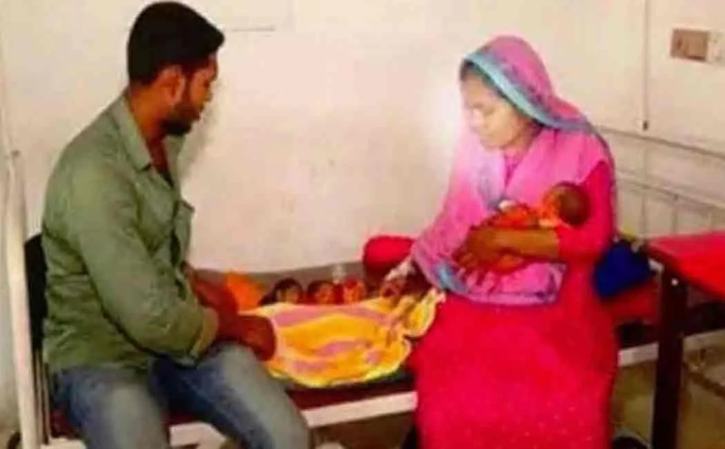 bangladeshi woman gives birth to twins after 26 days of first delivery