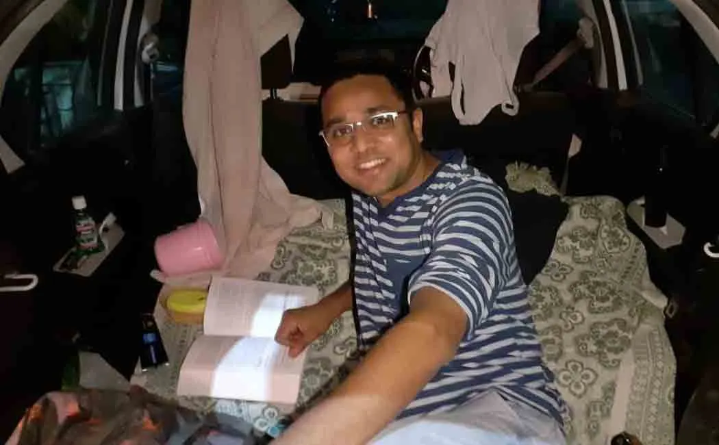 bhopal doctor stays in car to treat corona patients