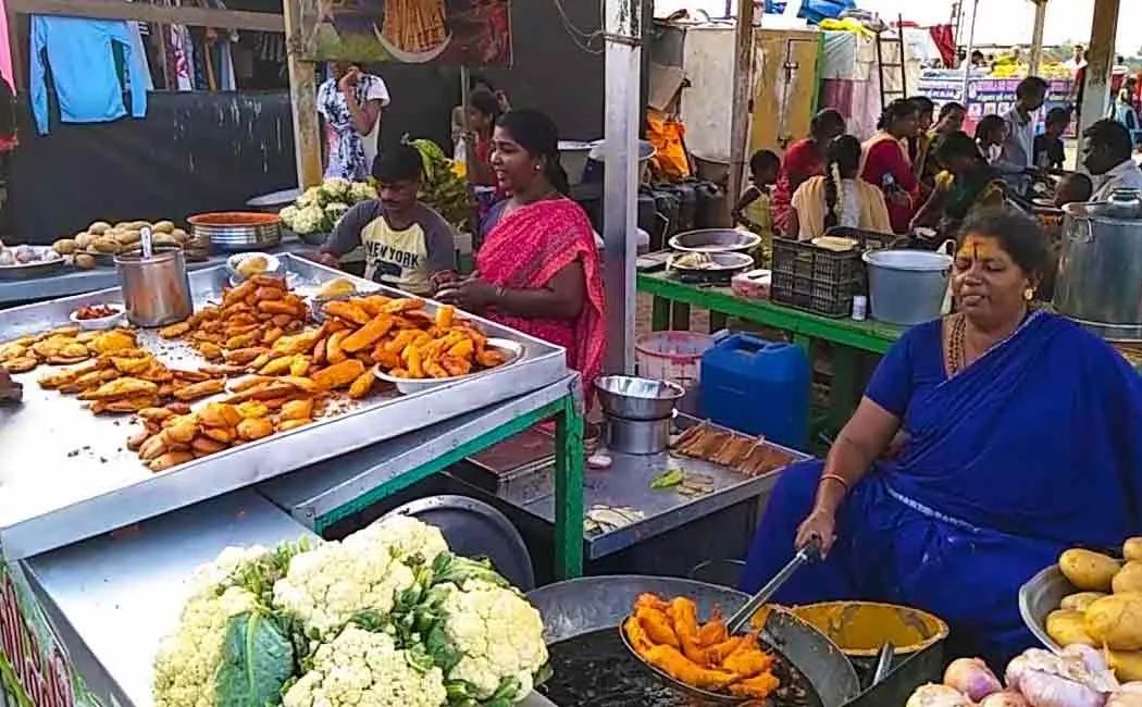 swiggy to deliver from roadside shops