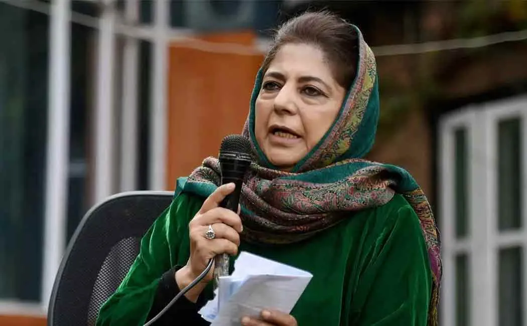 mehbooba mufti claims she is detained again