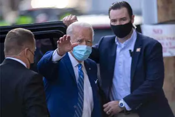 joe biden fractures his ankle after playing with dog